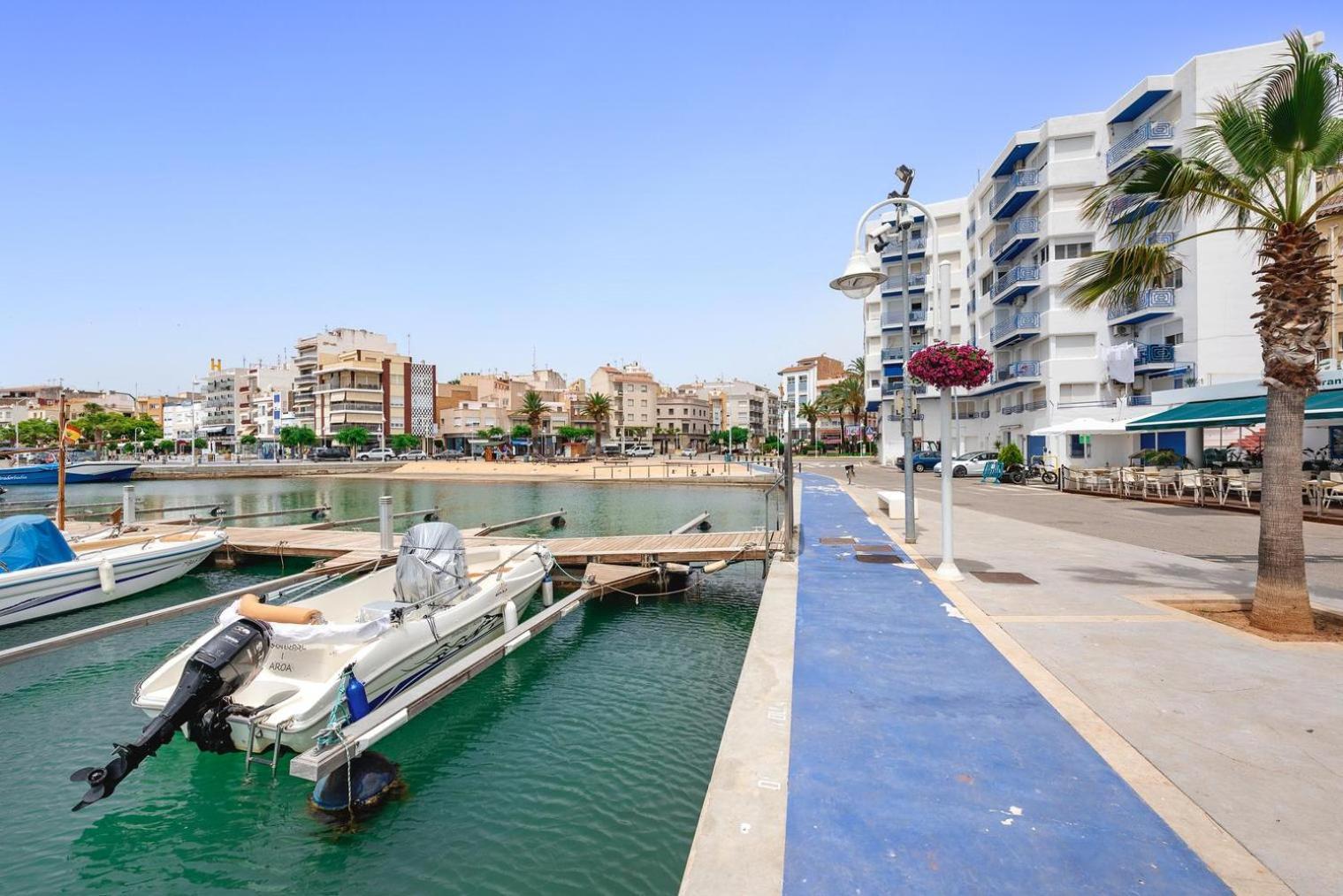 Vora Port Apartment L'Ampolla Exterior photo